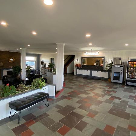 Red Carpet Inn Олбани Экстерьер фото