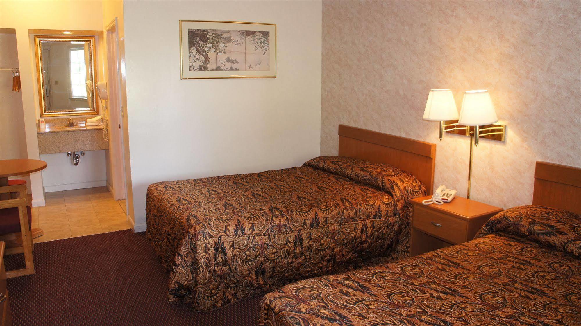 Red Carpet Inn Олбани Номер фото