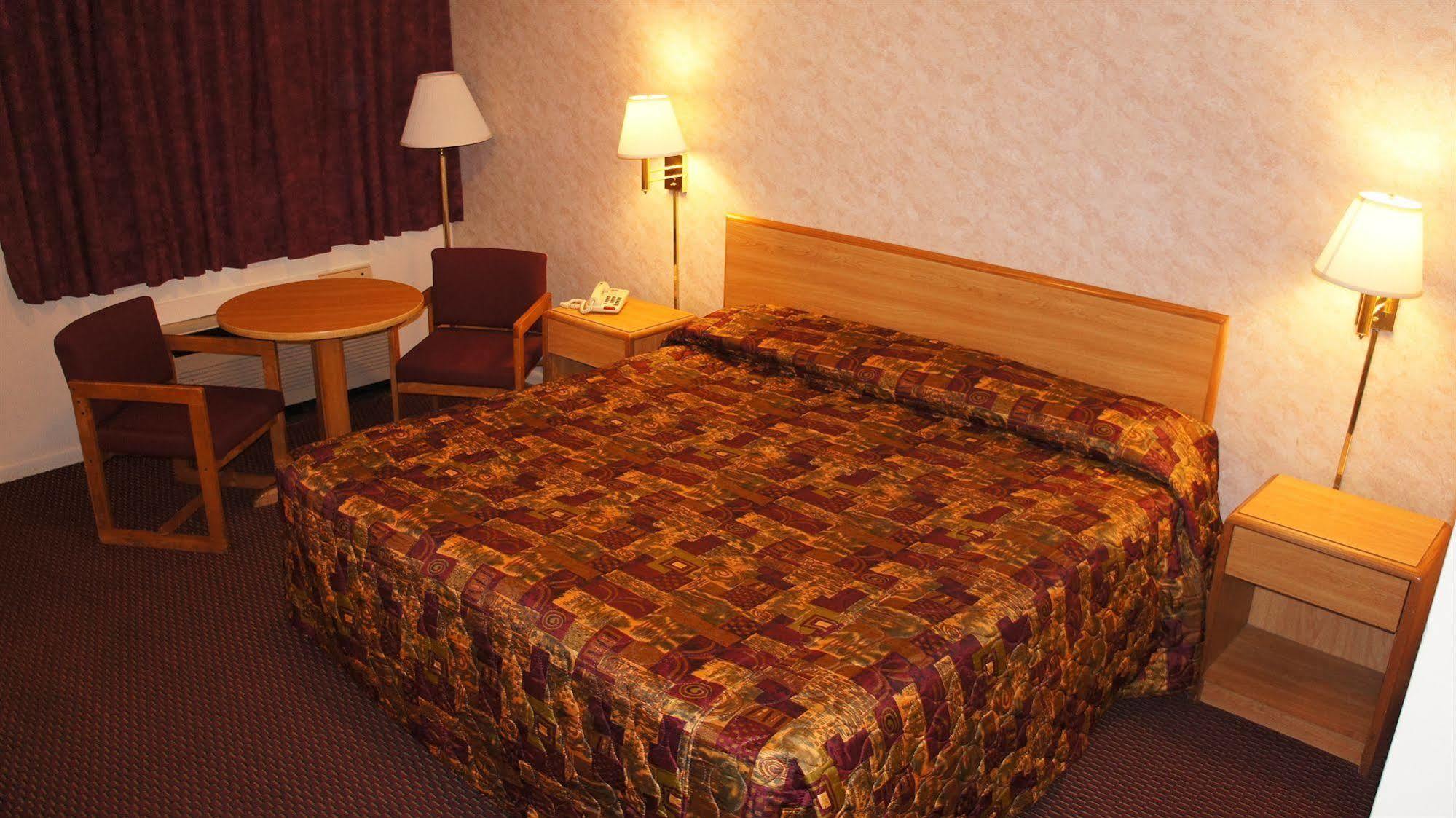 Red Carpet Inn Олбани Экстерьер фото